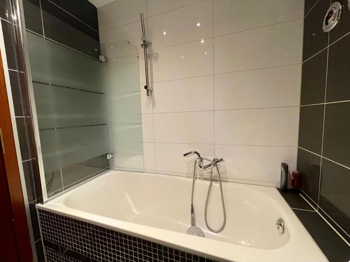 Wunderschoenes Apartment In Der Goldstadt Pforzheim Ngoại thất bức ảnh