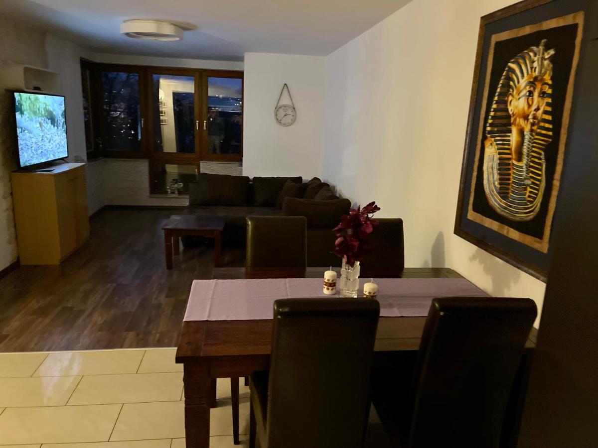Wunderschoenes Apartment In Der Goldstadt Pforzheim Ngoại thất bức ảnh