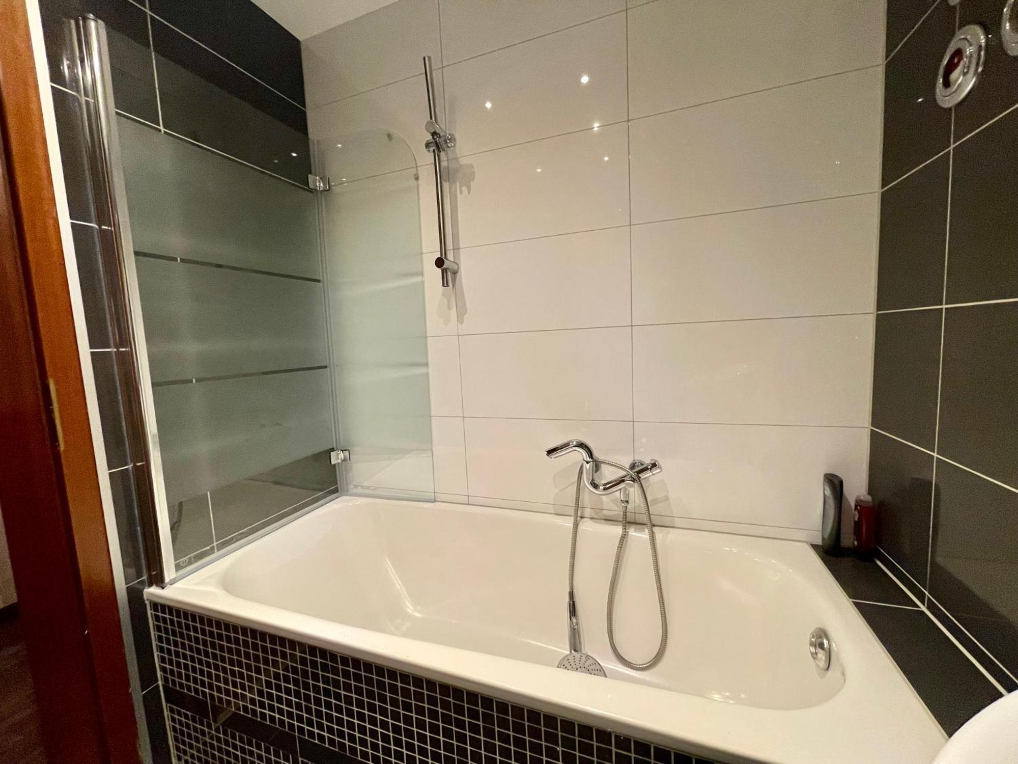 Wunderschoenes Apartment In Der Goldstadt Pforzheim Ngoại thất bức ảnh
