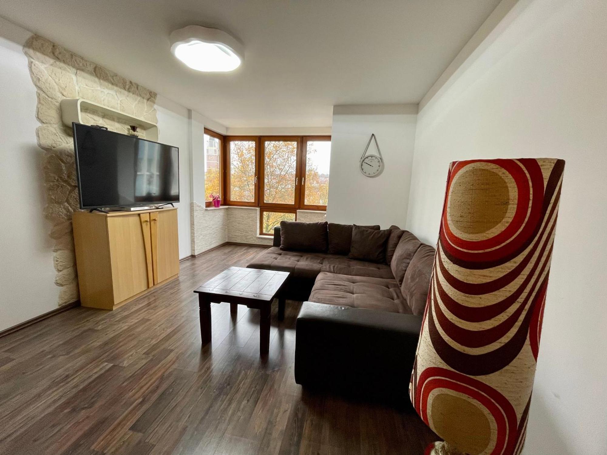 Wunderschoenes Apartment In Der Goldstadt Pforzheim Ngoại thất bức ảnh
