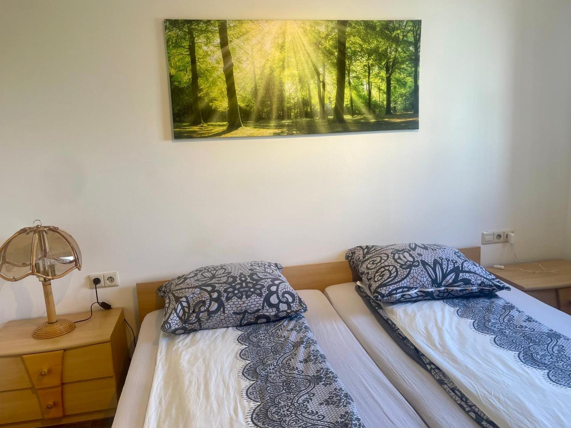 Wunderschoenes Apartment In Der Goldstadt Pforzheim Ngoại thất bức ảnh